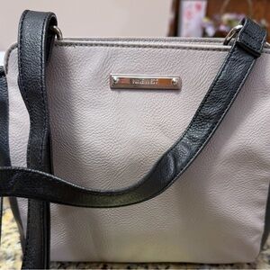 Nine West Black and Tan Crossbody Bag. 8 x 10 1/2 x 2”